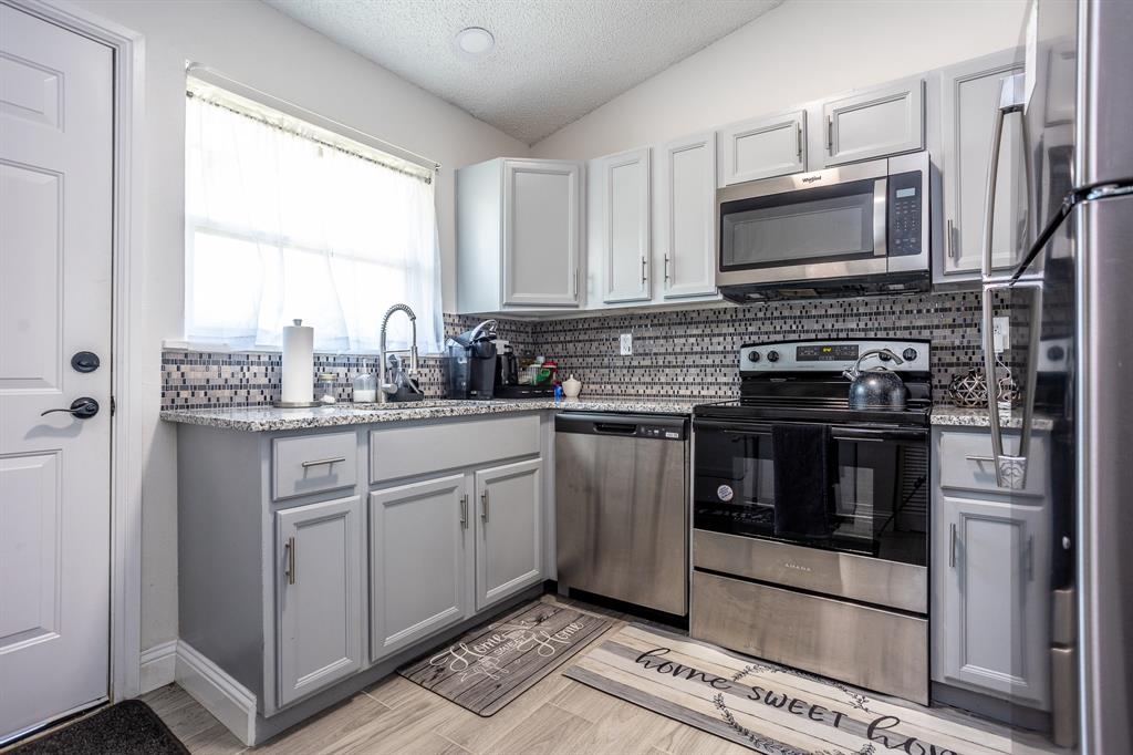 Summer Place South Add - Residential Lease