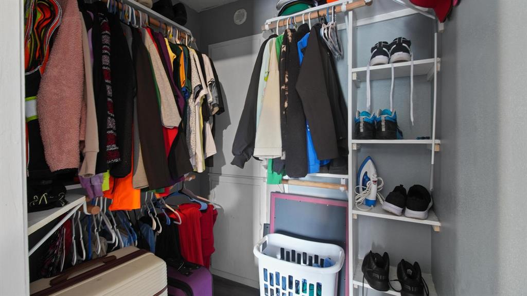 VALLE VISTA - Residential