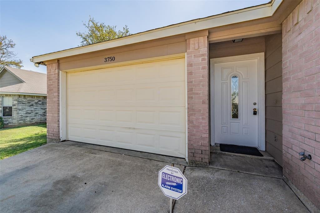 3750 Meadowbrook Drive