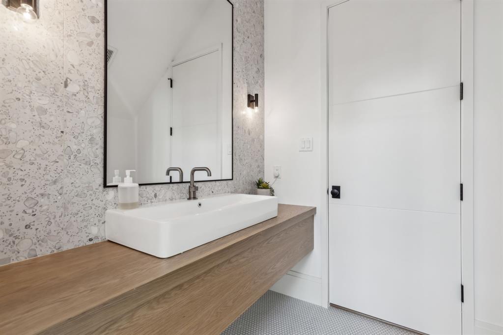 Creekview Estates - Residential