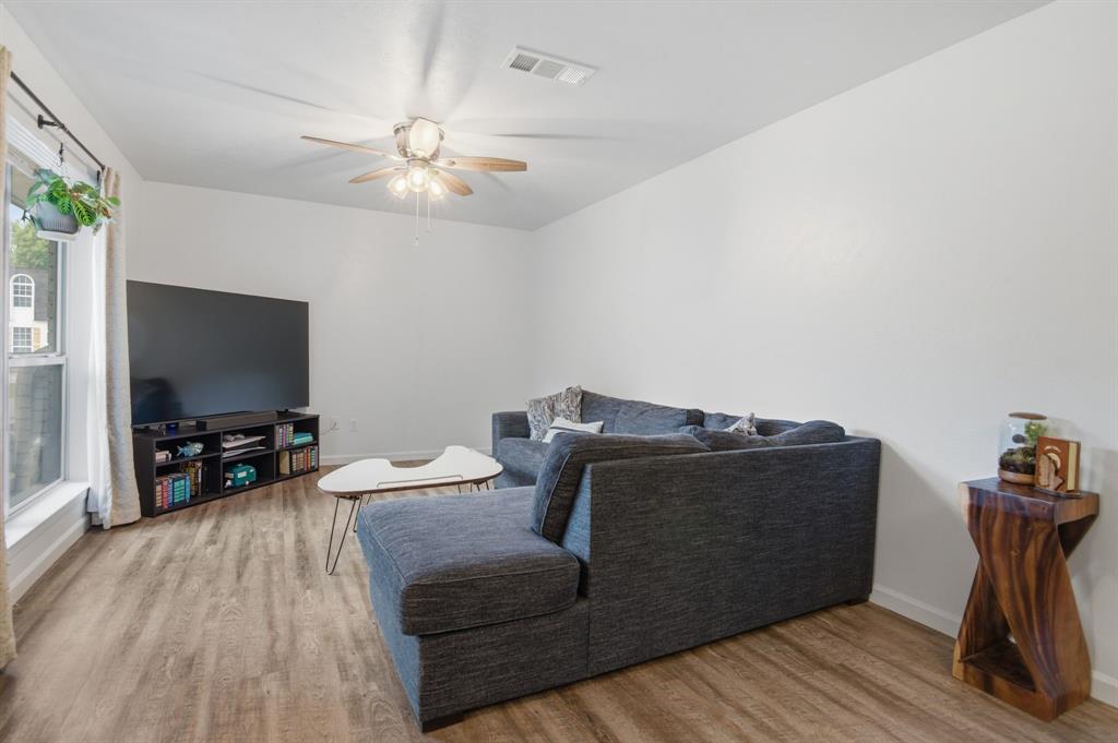 Russ Lo Valley Add - Residential