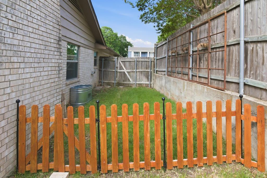 Russ Lo Valley Add - Residential