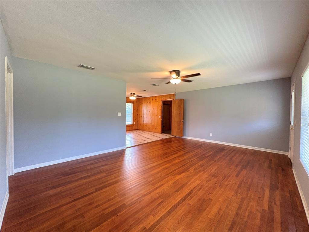 105 Calloway Drive