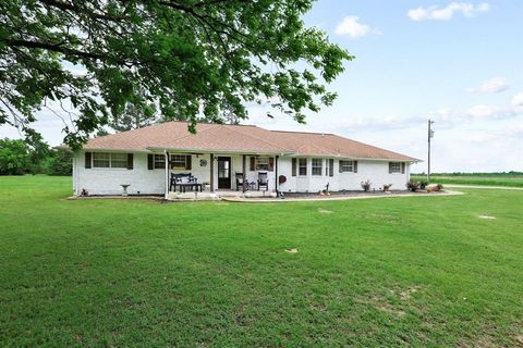 Photo of 3939 Fm 2194, Celeste, TX 75423 (MLS # 21241014)