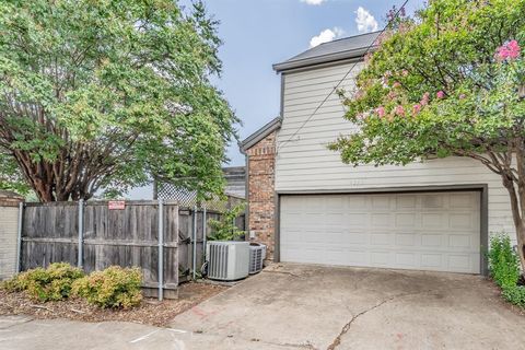 Tiny photo for 4346 Macarthur Avenue, Highland Park, TX 75209 (MLS # 21041531)