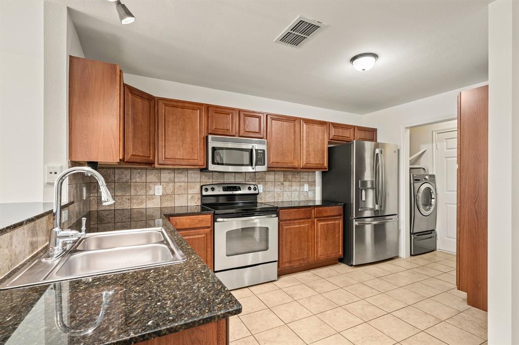 Newport Village At Trinity - Residential