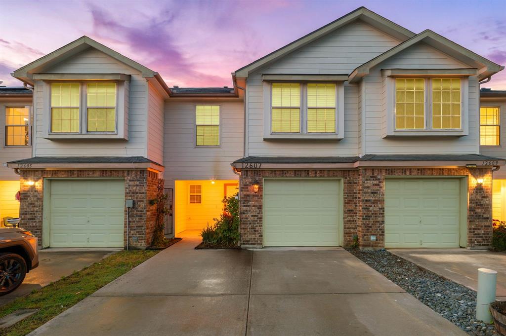 Newport Village At Trinity - Residential