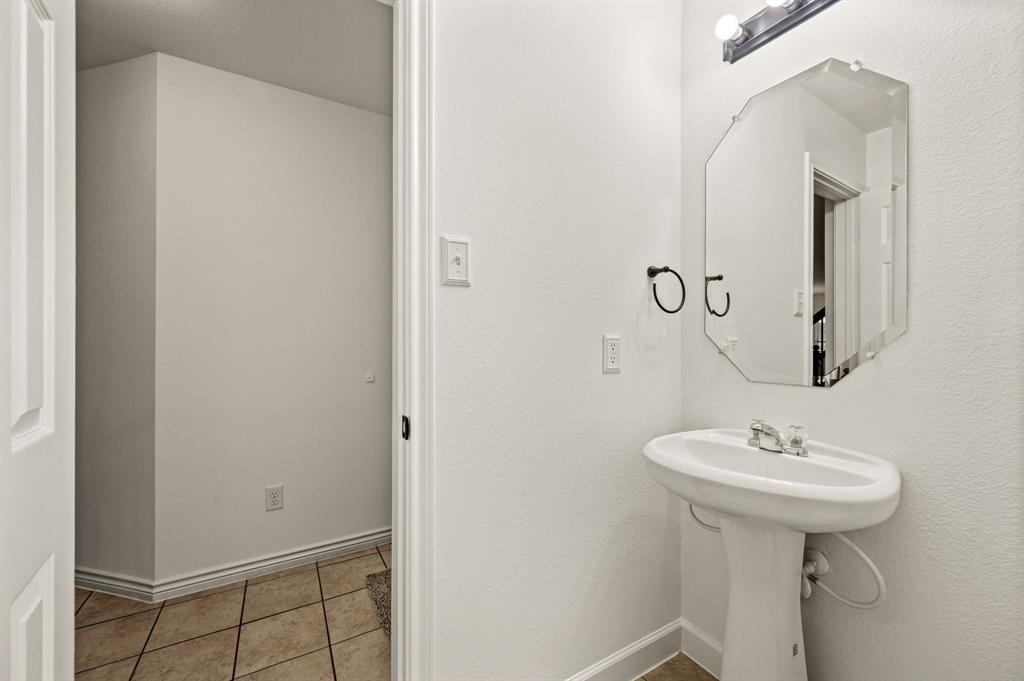 Newport Village At Trinity - Residential