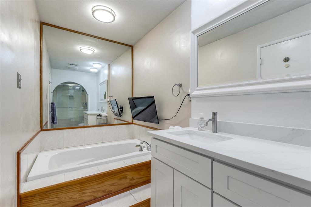 Woodlake 6 - Residential