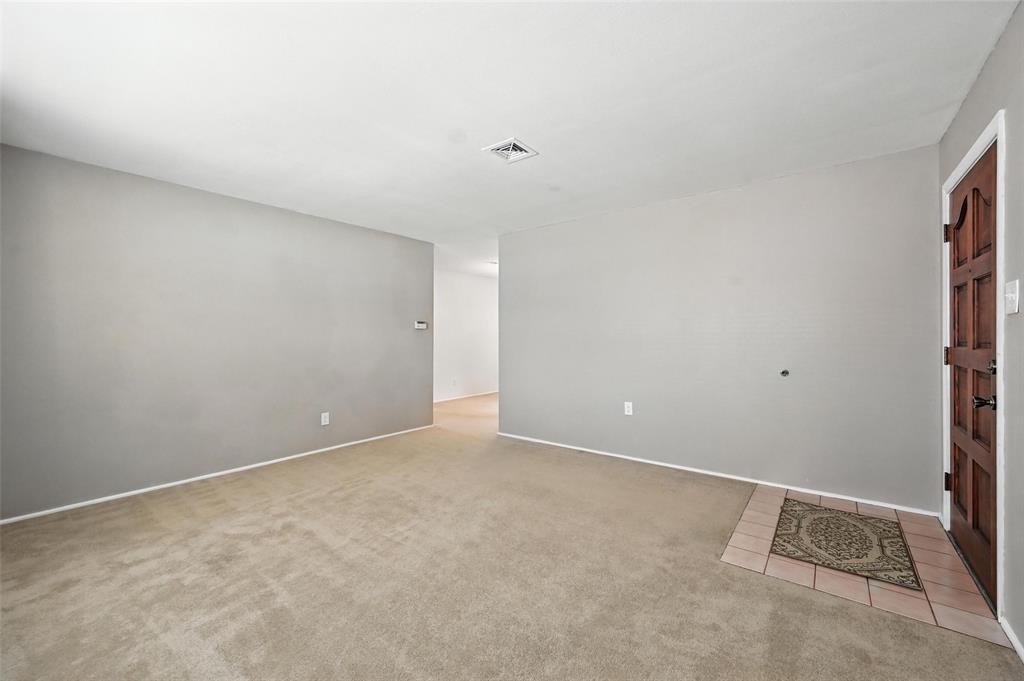 2450 Cambridge Drive