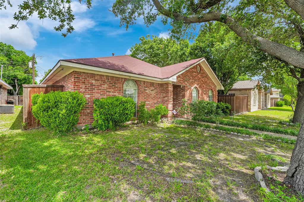 2325 Park Vista Drive