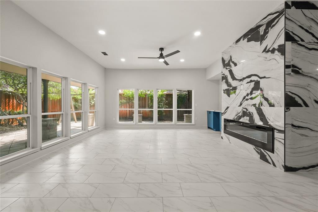 Hillcrest Manor 2nd Sec - Residential