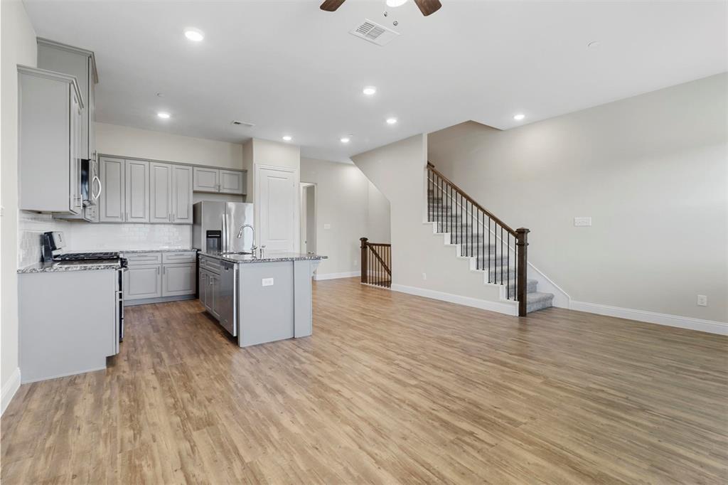 Wade Settlement Ph One - Residential Lease