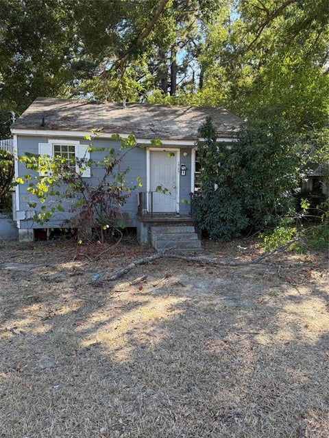 Photo of 1915 Doris Street, Shreveport, LA 71108 (MLS # 21396987)