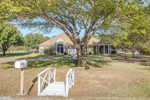 A home in Alvarado