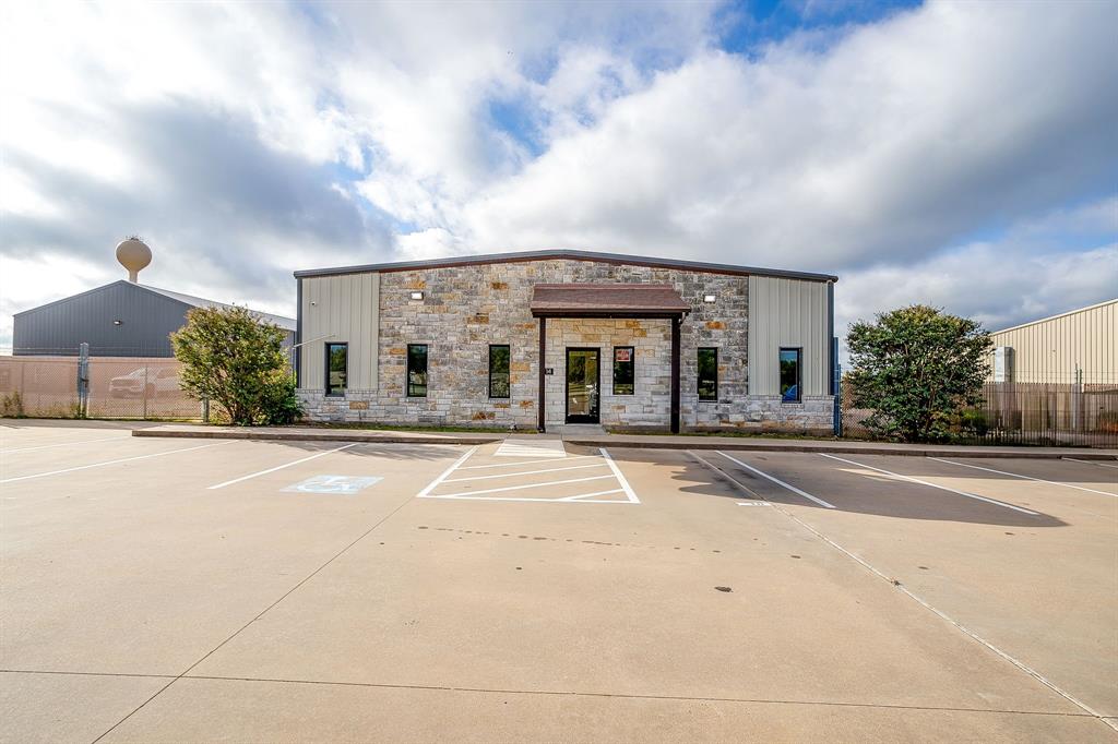 714 Hughie Long Road