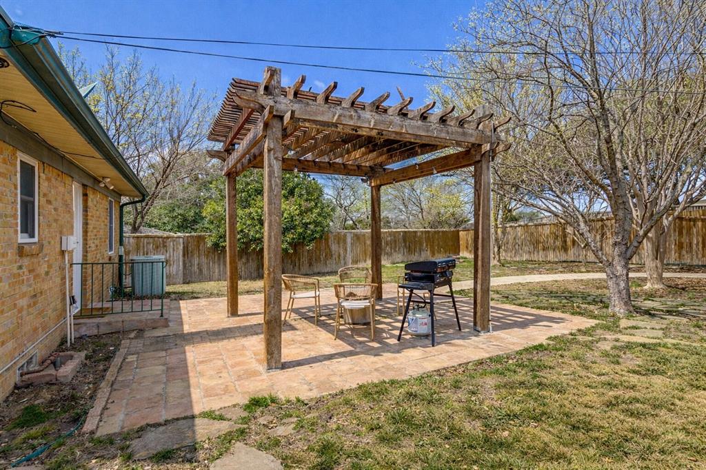 Forest Oaks 01 - Residential