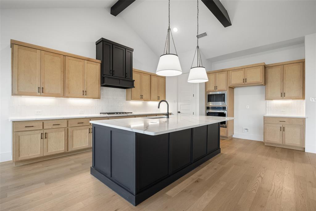 Heath Golf & Yacht Club - Residential