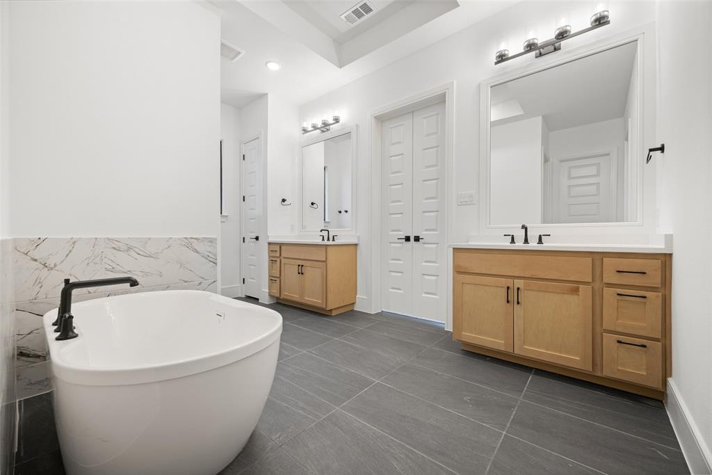 Heath Golf & Yacht Club - Residential