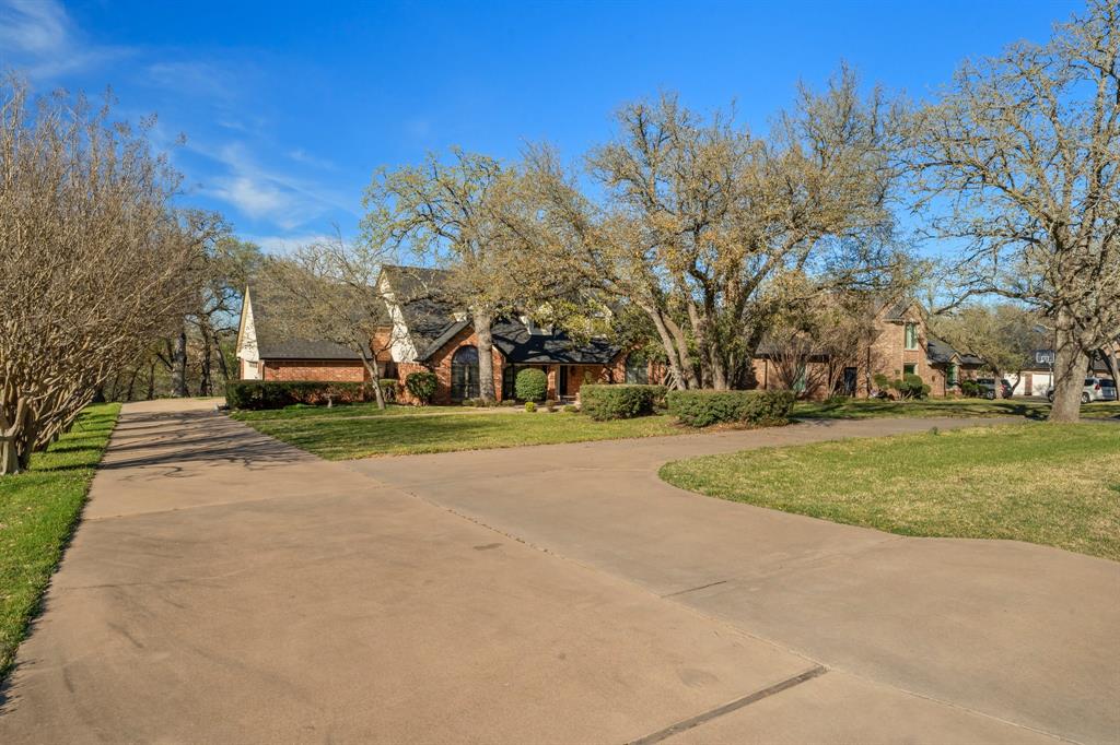 7914 Ravenswood Road