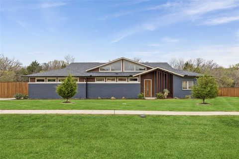 2348 Mystic Shore Drive Cedar Hill TX 75104