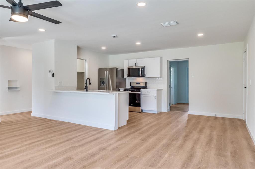 118 W Wanda Drive
