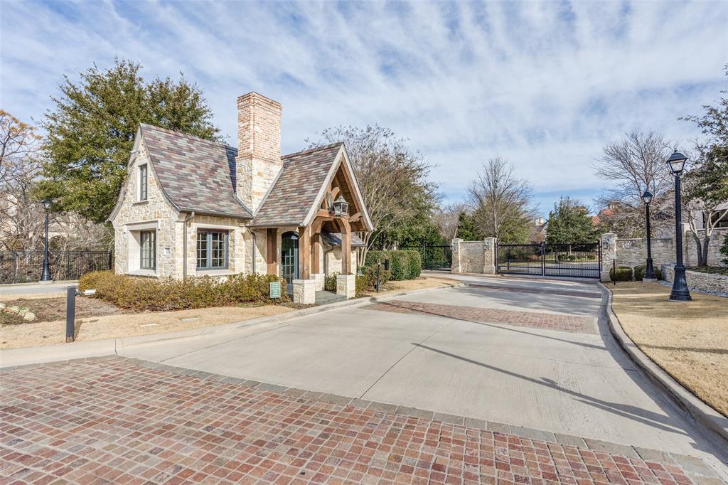 10 Abbey Creek Way