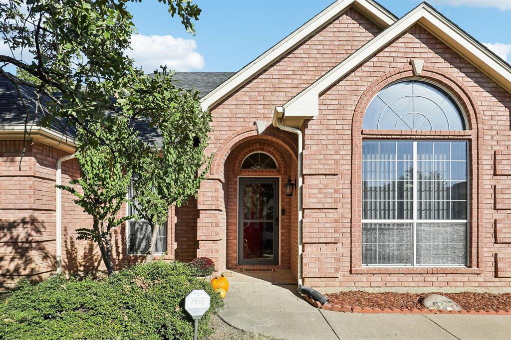 516 Shady Oaks Trail