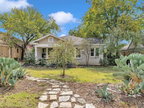 Photo of 3628 Purington Avenue, Fort Worth, TX 76103 (MLS # 21096796) Photo of 3628 Purington Avenue, Fort Worth, TX 76103 (MLS # 21096796)
