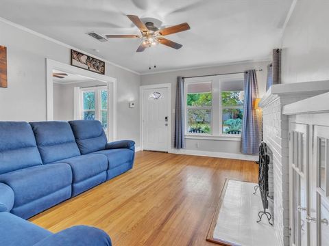 Tiny photo for 3628 Purington Avenue, Fort Worth, TX 76103 (MLS # 21096796)