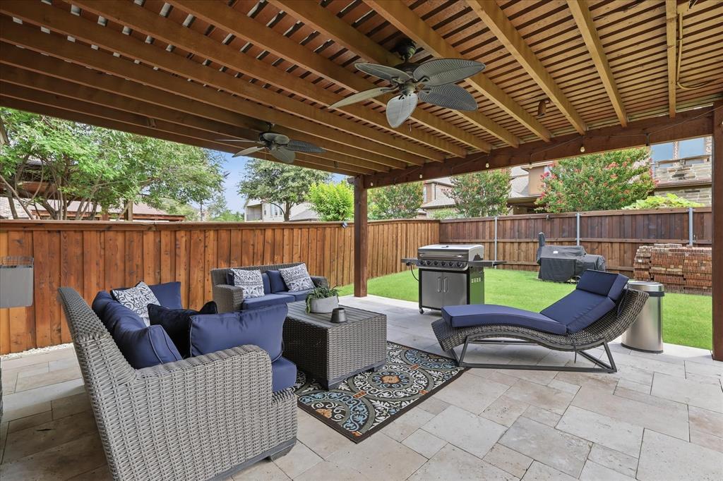 7821 Rosebank