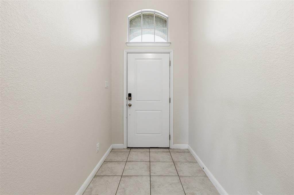 908 Nelson Place