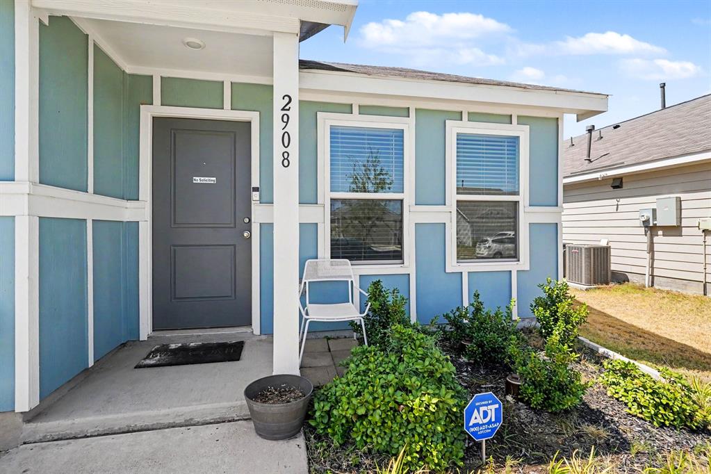 2908 Roy Road