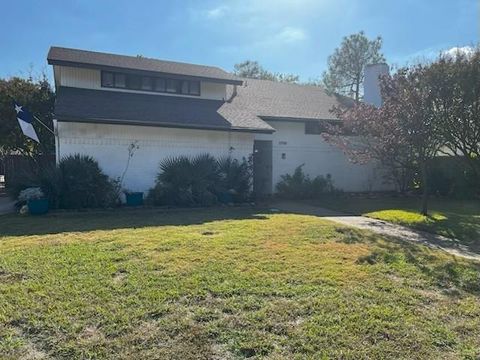 2706 S Surrey Drive Carrollton TX 75006