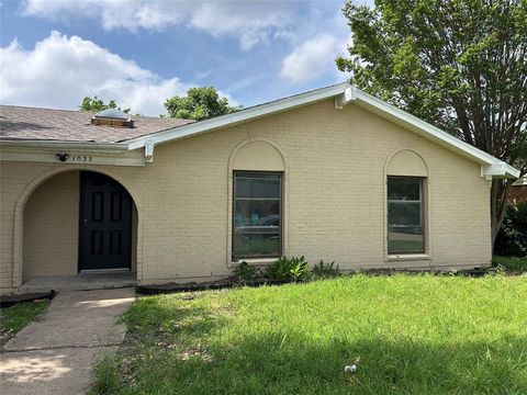 Photo of 1033 Rockledge Drive, Garland, TX 75043 (MLS # 21251404)