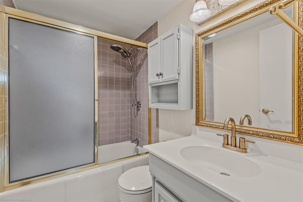 Twenty-One Turtle Creek - Residential