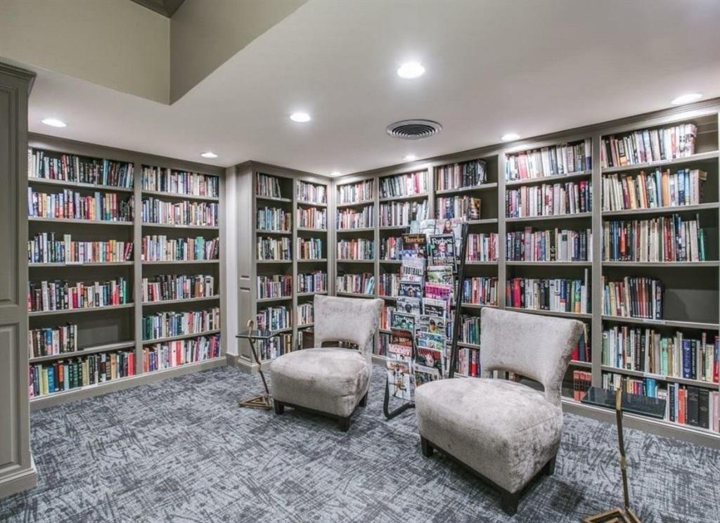 Twenty-One Turtle Creek - Residential