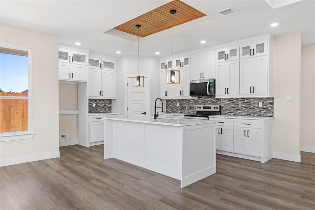 Canyon Creek III - Residential