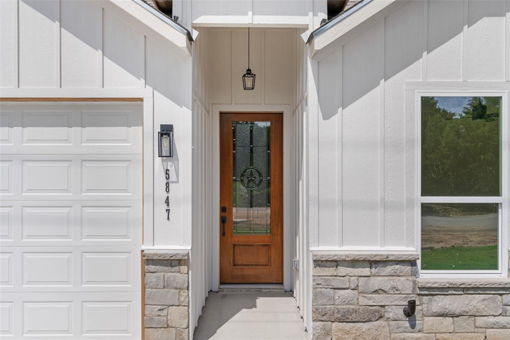 5847 Black Pine Circle