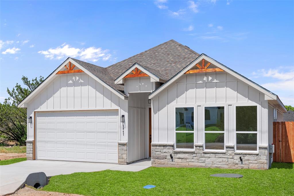 5847 Black Pine Circle