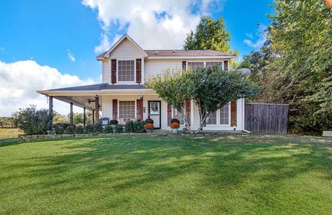 A home in Burleson