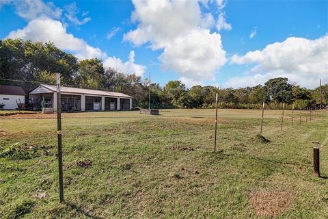 A home in Burleson