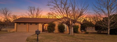 1705 11th Street Mineral Wells TX 76067