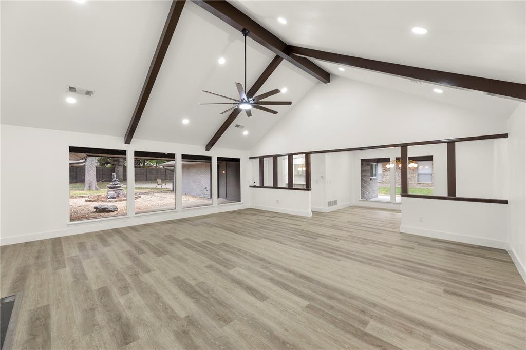 1407 Broadmoor Lane