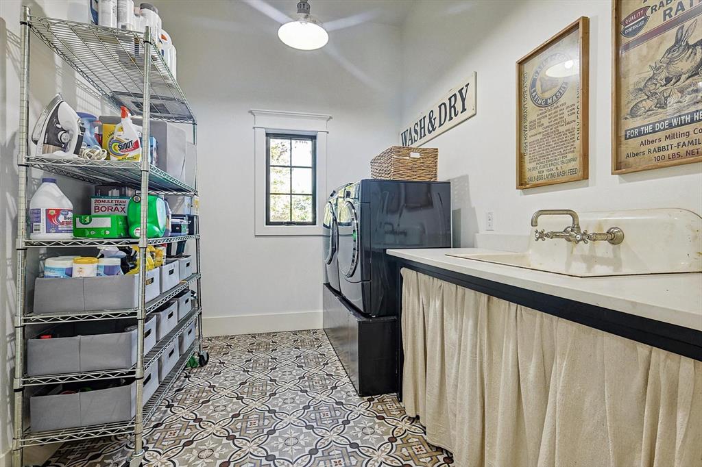 Hat Creek Estates - Residential