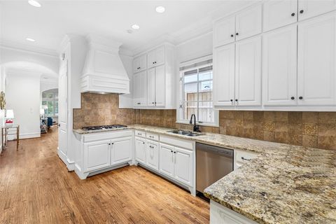 Tiny photo for 4334 Emerson Avenue #4334, University Park, TX 75205 (MLS # 21157602)