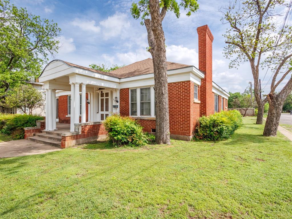 Clow 1 Add Town Coleman - Residential