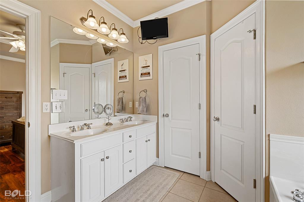 Richmond Cove Un #4 - Residential