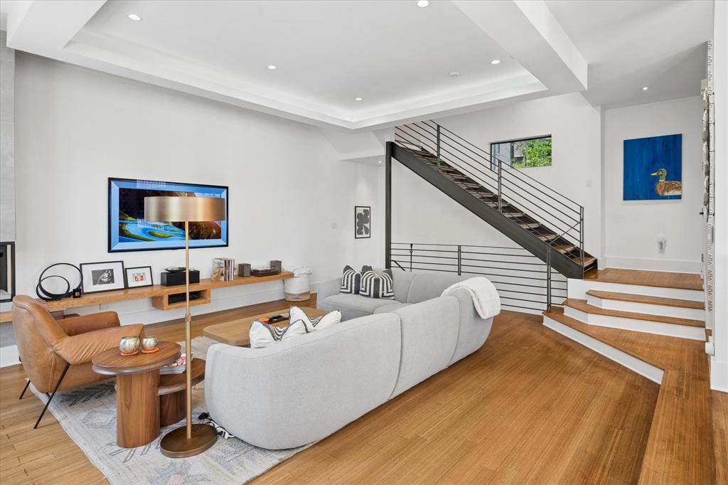 Trinity Twnhms - Residential