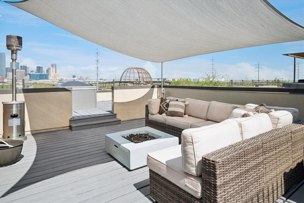 Trinity Twnhms - Residential